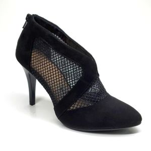 BCBGeneration Stacey Black Mesh Faux Suede Ankle Boots 7 EUC